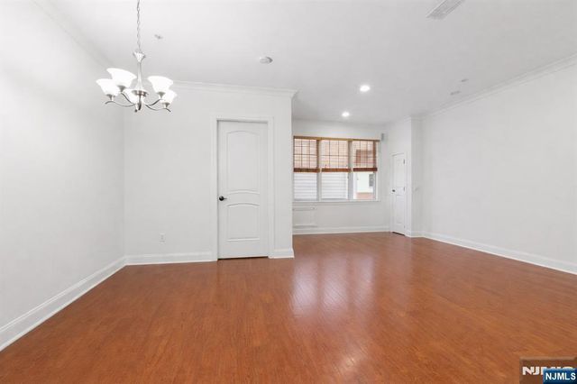 1314 The Plaza, Tenafly, NJ 07670