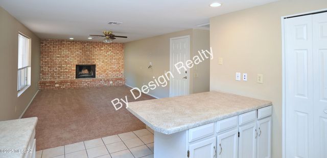 7230 N Ulene Place, Tucson, AZ 85741