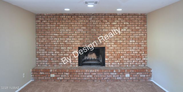7230 N Ulene Place, Tucson, AZ 85741