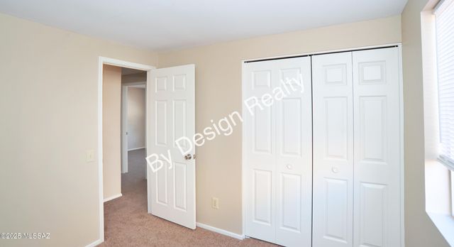 7230 N Ulene Place, Tucson, AZ 85741
