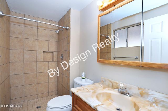 7230 N Ulene Place, Tucson, AZ 85741