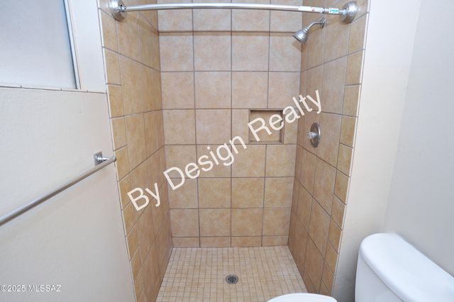 7230 N Ulene Place, Tucson, AZ 85741