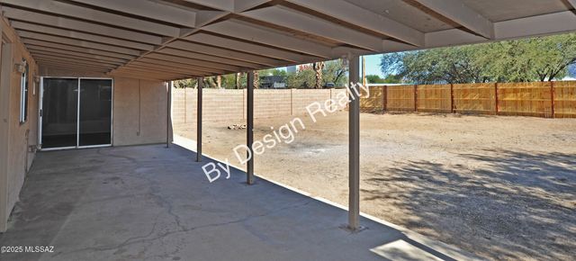 7230 N Ulene Place, Tucson, AZ 85741