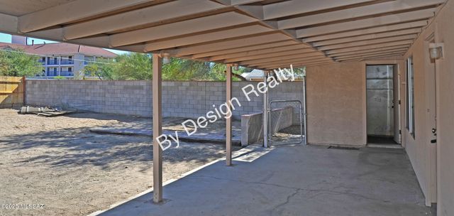 7230 N Ulene Place, Tucson, AZ 85741