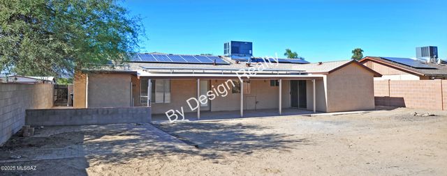 7230 N Ulene Place, Tucson, AZ 85741