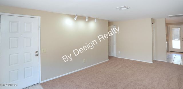 7230 N Ulene Place, Tucson, AZ 85741