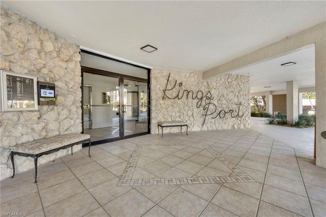 2150 Gulf Shore BLVD N 609, Naples, FL 34102