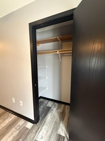 2122 Willow Trail, North Mankato, MN 56003