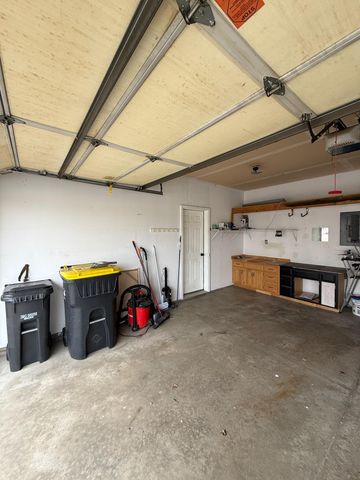 2122 Willow Trail, North Mankato, MN 56003