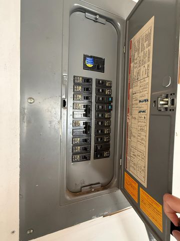 2122 Willow Trail, North Mankato, MN 56003