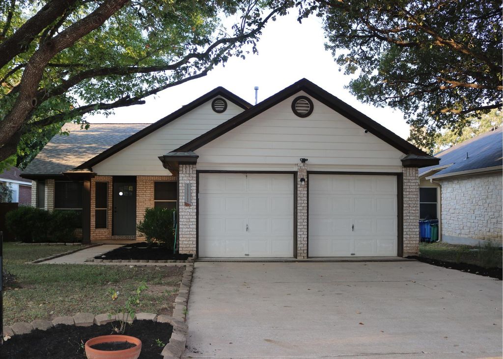 1111 Blue Fox DR, Austin, TX 78753
