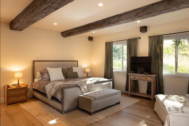 31315 Via La Naranga, Carmel Valley, CA 93924