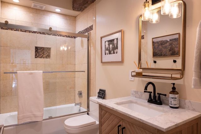 31315 Via La Naranga, Carmel Valley, CA 93924