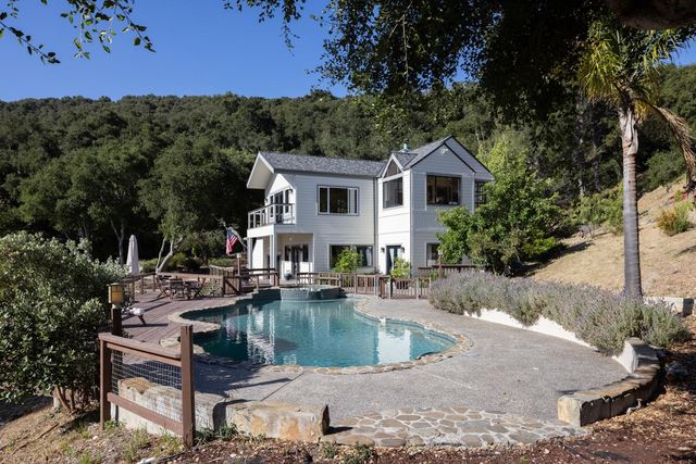 31315 Via La Naranga, Carmel Valley, CA 93924