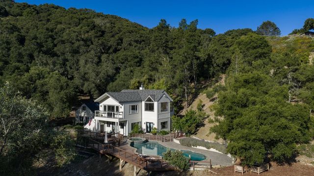 31315 Via La Naranga, Carmel Valley, CA 93924
