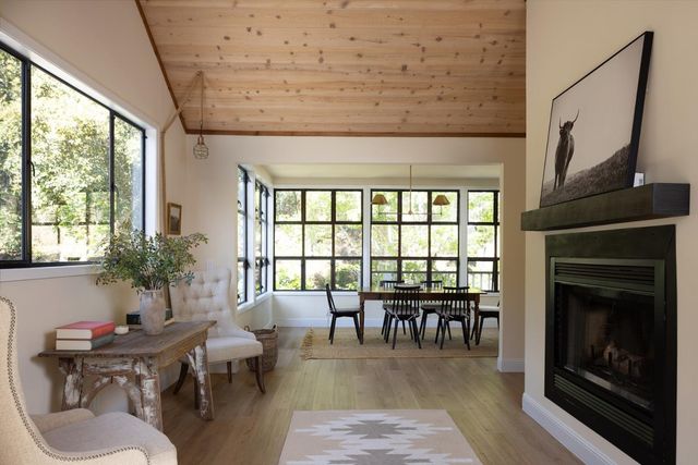 31315 Via La Naranga, Carmel Valley, CA 93924