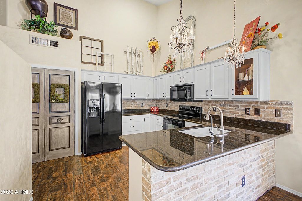 1013 N ARVADA --, Mesa, AZ 85205 — photo 4