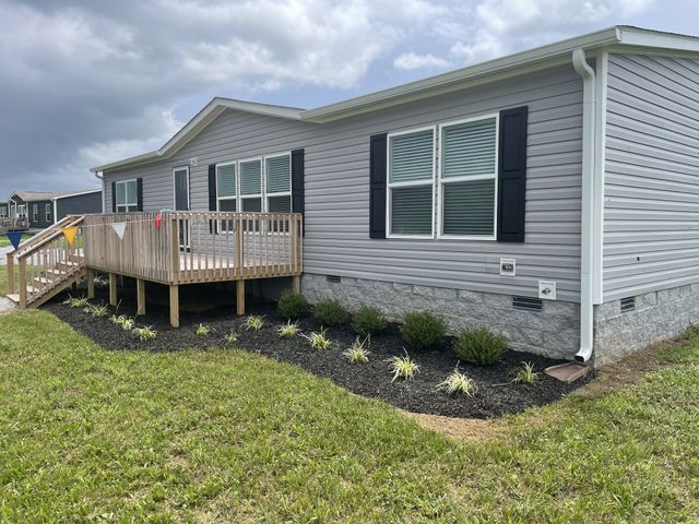 943 Hwy 64 West, Lawrenceburg, TN 38464