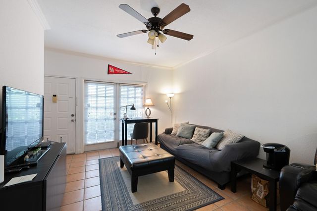 8055 Cambridge Street 87, Houston, TX 77054