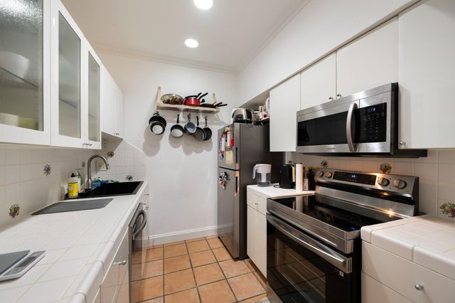 8055 Cambridge Street 87, Houston, TX 77054