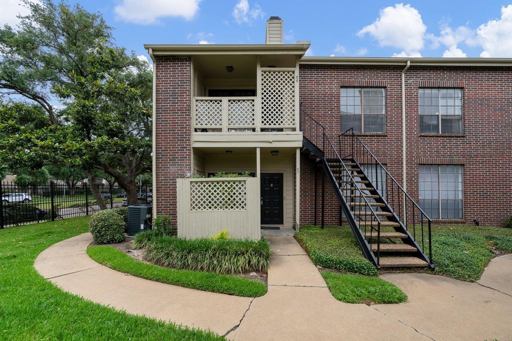 8055 Cambridge Street 87, Houston, TX 77054