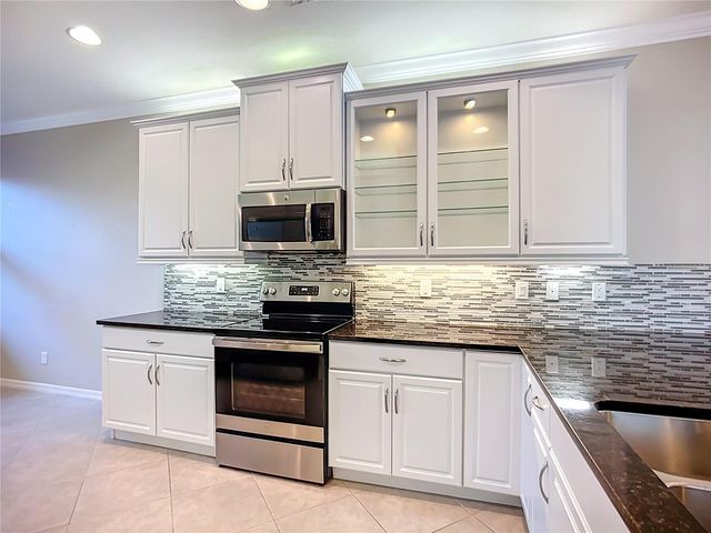 15646 AURORA LAKE CIRCLE, Wimauma, FL 33598