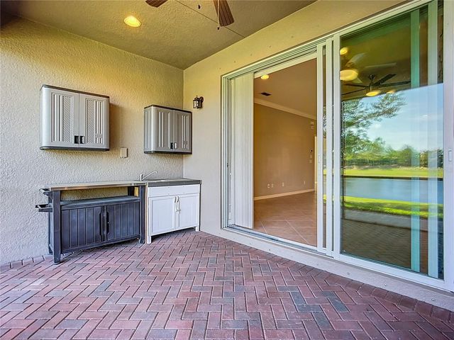 15646 AURORA LAKE CIRCLE, Wimauma, FL 33598