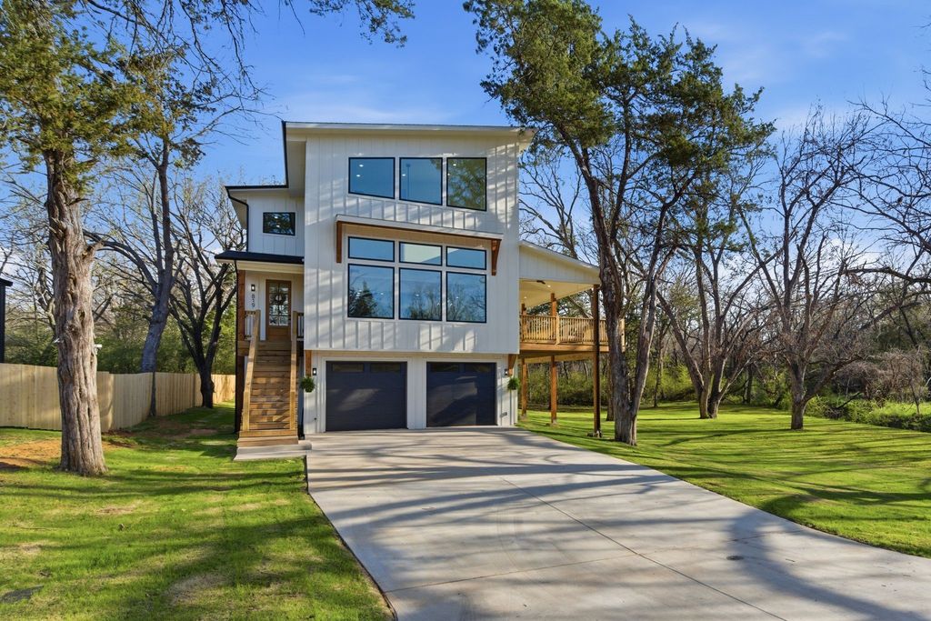 819 Dubois Street, Denison, TX 75020
