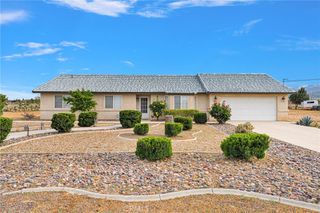 6271 Smoke Tree, Phelan, CA 92371