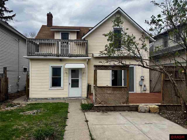 913 N 4th Street, Mankato, MN 56001