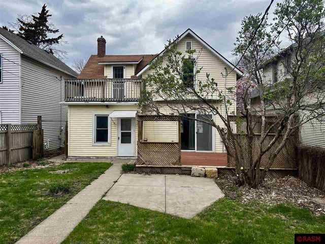 913 N 4th Street, Mankato, MN 56001