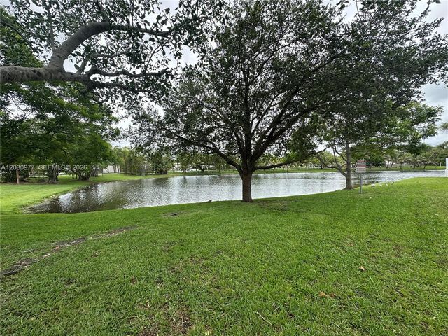 11358 SW 68th Ter, Miami, FL 33173