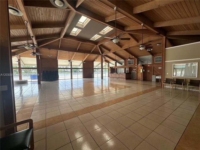 11358 SW 68th Ter, Miami, FL 33173