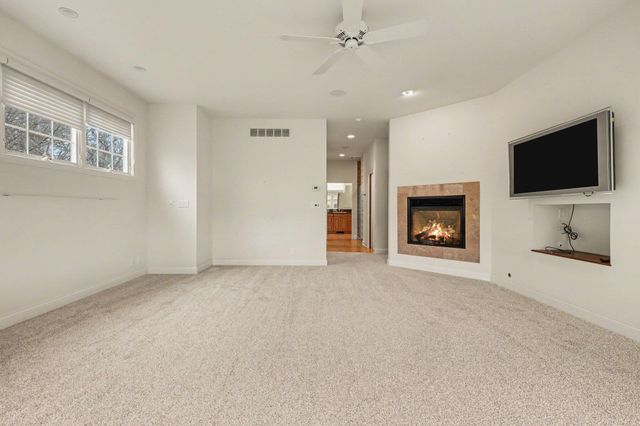 74 E 600 N, Valparaiso, IN 46383