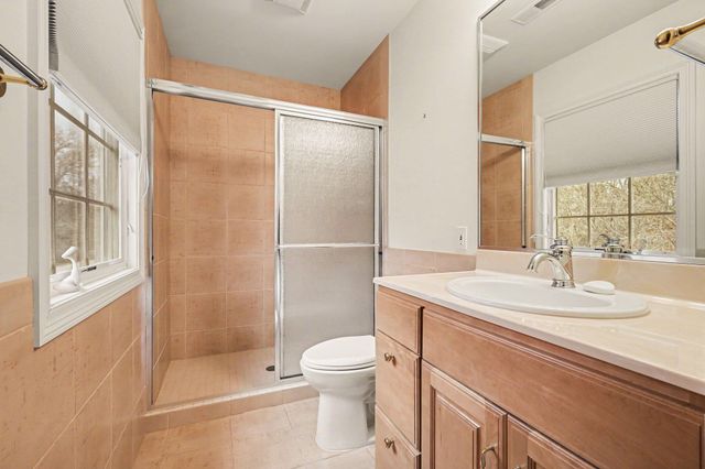 74 E 600 N, Valparaiso, IN 46383