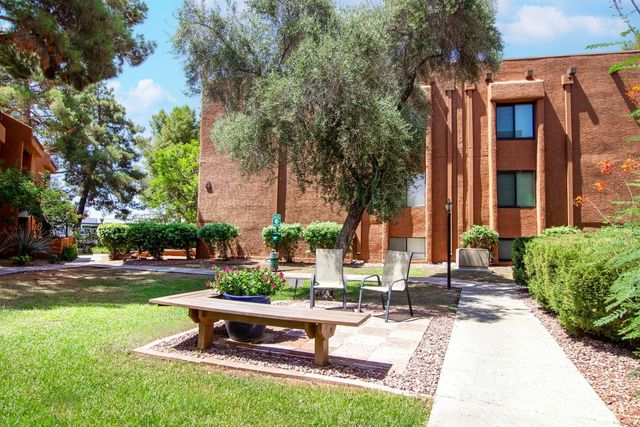 4704 E Paradise Village Parkway N 219, Phoenix, AZ 85032