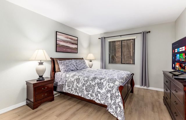 4704 E Paradise Village Parkway N 219, Phoenix, AZ 85032