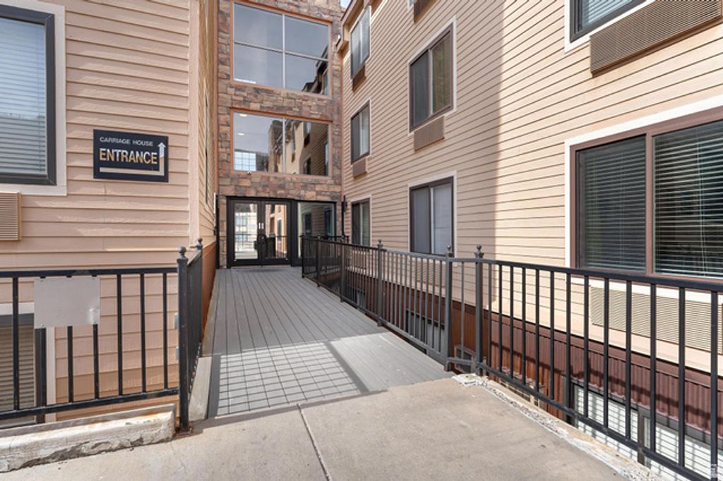 Image 11 of property listing at 1940 PROSPECTOR AVE #302, Park City, UT 84060