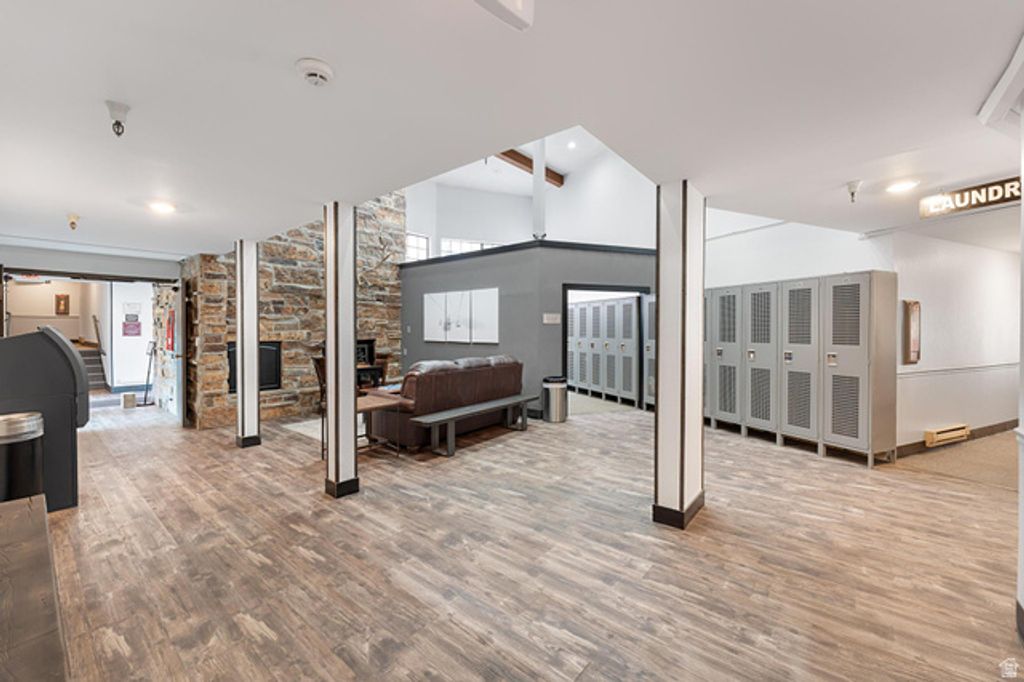 Image 13 of property listing at 1940 PROSPECTOR AVE #302, Park City, UT 84060