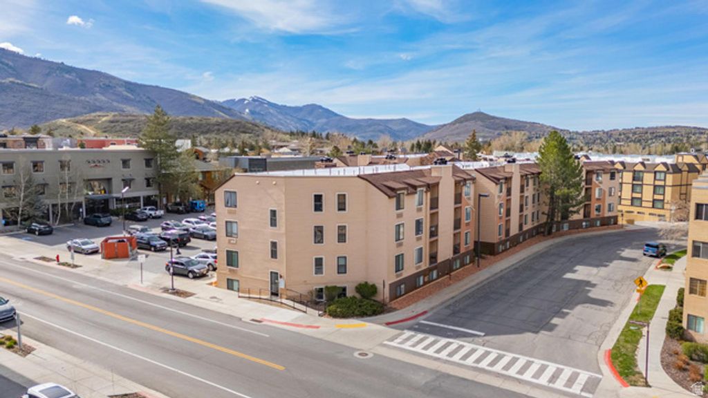 Image 19 of property listing at 1940 PROSPECTOR AVE #302, Park City, UT 84060