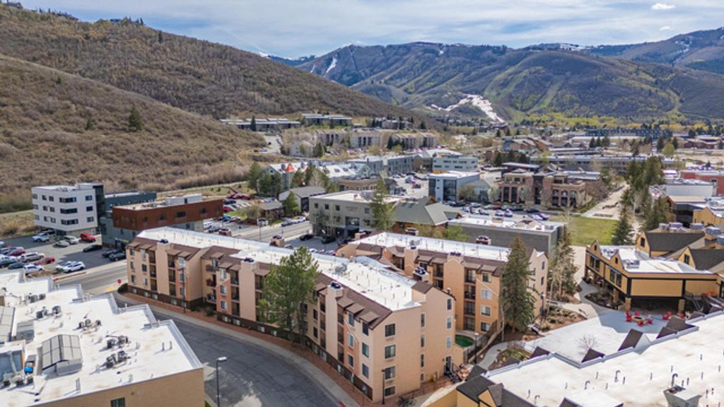 Image 22 of property listing at 1940 PROSPECTOR AVE #302, Park City, UT 84060