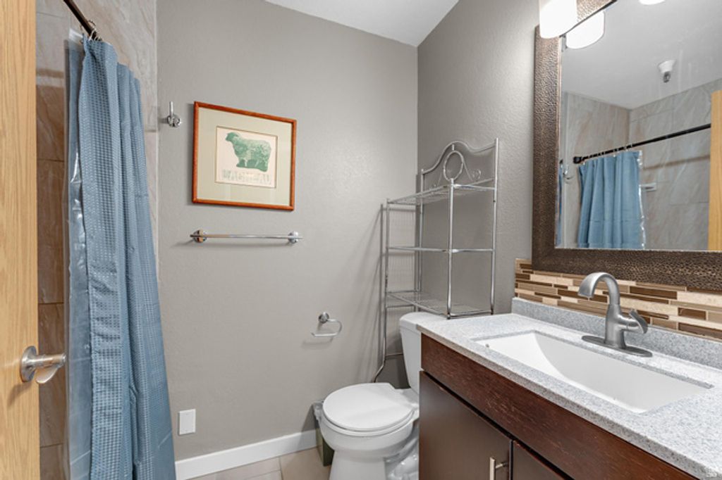 Image 8 of property listing at 1940 PROSPECTOR AVE #302, Park City, UT 84060