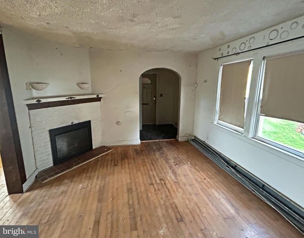 6101 TRAMORE RD, Baltimore, MD 21214