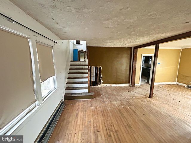 6101 TRAMORE RD, Baltimore, MD 21214