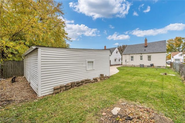 14214 Tabor Avenue, Maple Heights, OH 44137