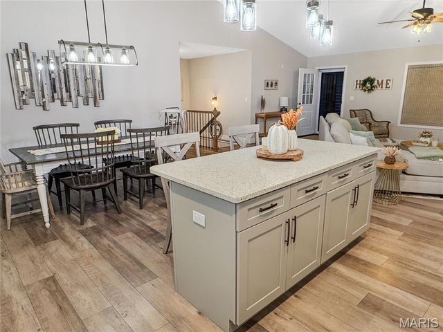 336 Falcon View Drive, Washington, MO 63090