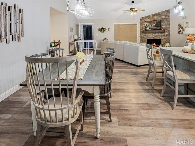 336 Falcon View Drive, Washington, MO 63090