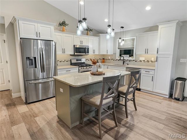 336 Falcon View Drive, Washington, MO 63090