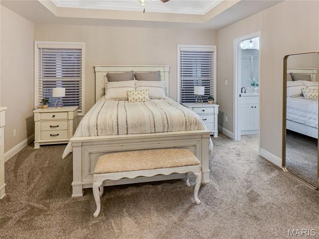 336 Falcon View Drive, Washington, MO 63090