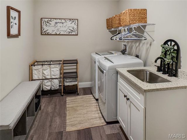 336 Falcon View Drive, Washington, MO 63090